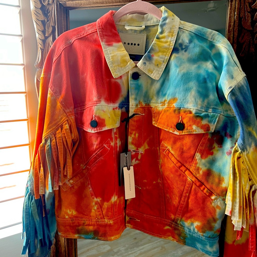 Perfect jacket for a music festival! ❤️